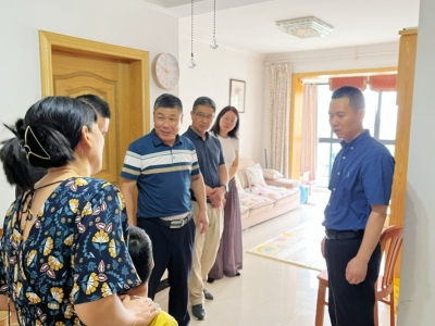 雙節慰問，情暖人心！芯能科技黨支部走訪慰問結對幫扶對象